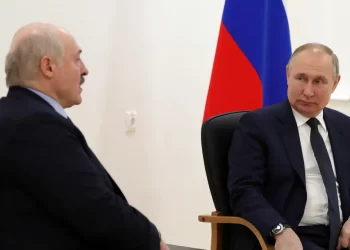 عتاد ضخم وتدريب على مسيرات فتاكة..دعم أميركي جديد لكييف