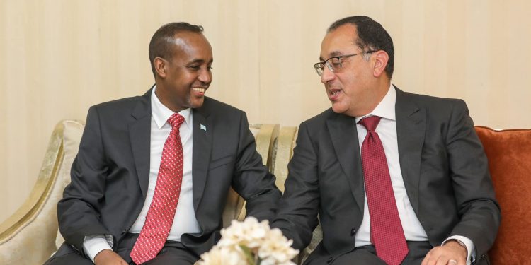 رئيس الوزراء المصري الدكتور مدبولي يصل البلاد للمشاركة في مراسم تنصيب الرئيس حسن شيخ محمود