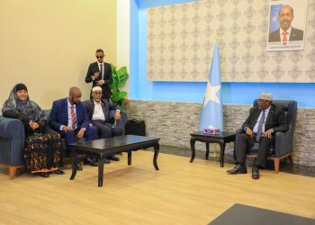 رئيس مجلس الشعب الفيدرالي يعود إلى البلاد