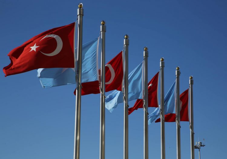 صور وصول فخامة الرئيس حسن شيخ محمود إلي العاصمة التركية أنقره