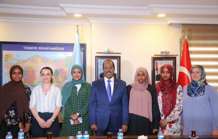 فخامة الرئيس: الصومال يعتزم إصلاح السلك الدبلوماسي وتحسين أوضاع الدبلوماسيين| صور