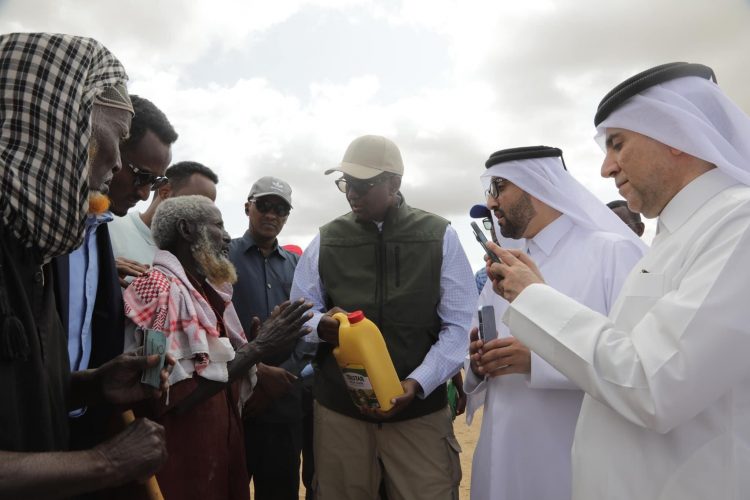 المبعوث الرئاسي للجفاف يشيد بدور دولة قطر في إيصال المساعدات للنازحين في الصومال