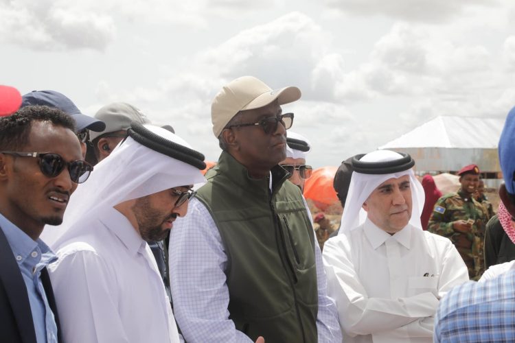 المبعوث الرئاسي للجفاف يشيد بدور دولة قطر في إيصال المساعدات للنازحين في الصومال