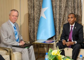 رئيس الوزراء يستقبل السفير الأمريكي(صور)