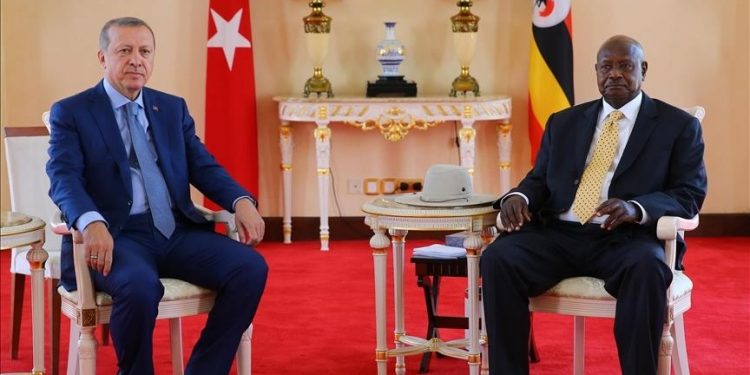 مباحثات هاتفية بين أردوغان ونظيره الأوغندي