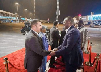 وزير العدل الصومالي يصل إلى بغداد