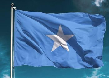 حركة الشباب تتبنى هجوما  استهدف قاعدة للقوات الصومالية في ضواحي مقديشو