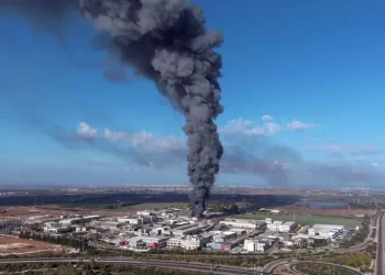 هجوم غير مسبوق للمقاومة من غزة ضد إسرائيل وتل أبيب “تتأهب للحرب”