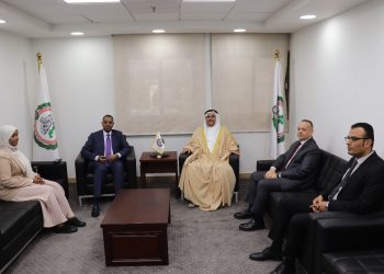 “العسومي” يؤكد دعم البرلمان العربي للصومال في حربها ضد الإرهاب والوقوف إلى جانبها في أزمة الفيضانات