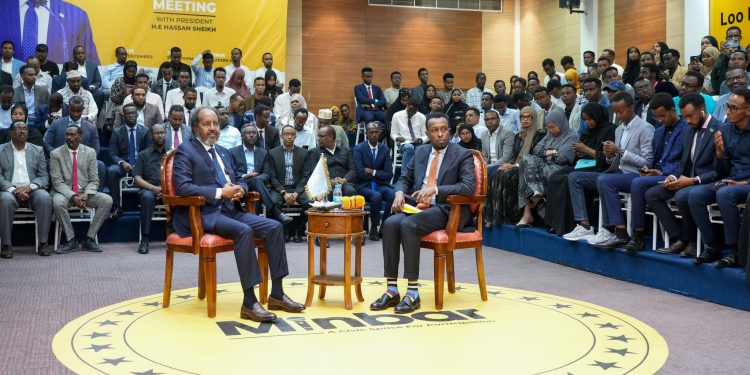 الرئيس حسن شيخ محمود: لدي ثقة تامة بأن أمني الشحصي سيحظى بحماية قواتنا الصومالية