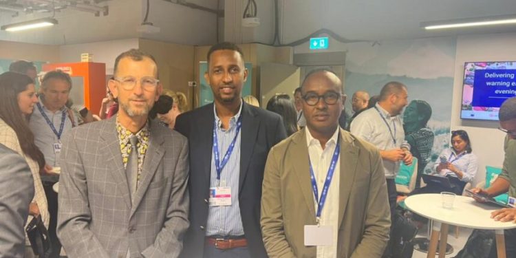 بريطانيا تتعهد بتقديم 9 ملايين دولار لدعم المنكوبين جراء الفيضانات في الصومال