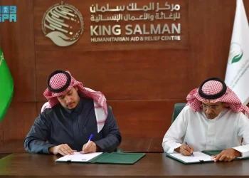 مركز الملك سلمان للإغاثة يوقع اتفاقية لحفر عدة آبار ارتوازية وتوفير المياه الصالحة للشرب في جمهورية الصومال