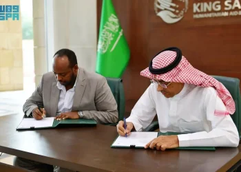 مركز الملك سلمان للإغاثة يوقع اتفاقية تعاون مشتركة لتحسين الظروف المعيشية للسكان المتضررين من الجفاف والأزمات الإنسانية في الصومال
