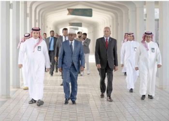 وزير الداخلية الصومالي يزور جامعة نايف للدراسات الأمنية
