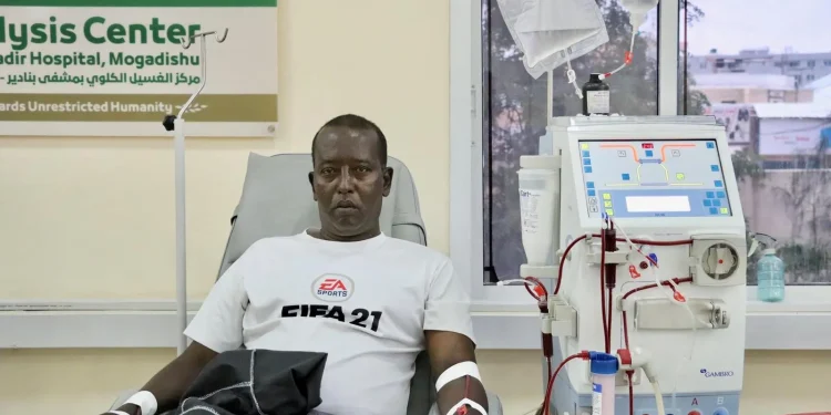 بدعم من مركز الملك سلمان للإغاثة.. مركز الغسيل الكلوي في مستشفى بنادر بالعاصمة مقديشو يواصل تقديم خدماته الطبية