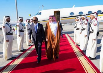 الرئيس الصومالي يصل إلى الدوحة قادما من القاهرة