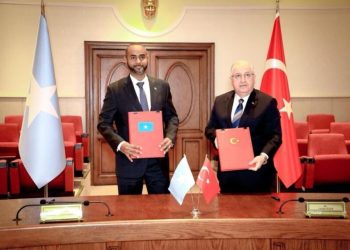 البرلمان الصومالي يصادق على اتفاقية التعاون الدفاعي والإقتصادي المبرمة مع تركيا