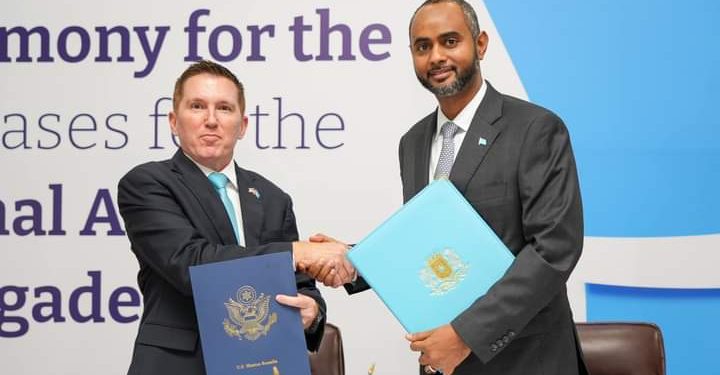 ما دلالات توقيع واشنطن اتفاقاً مع الصومال للتدريب العسكري؟