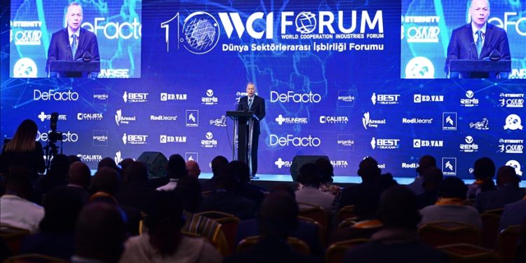 إسطنبول.. انطلاق منتدى الأعمال الدولي بين تركيا والقارة الإفريقية