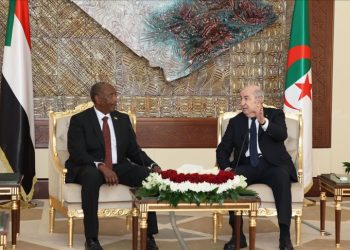 بعد قطيعة مع إيغاد.. ماذا ينتظر البرهان من الجزائر؟