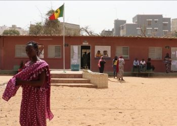 تأجيل الانتخابات الرئاسية يؤجج الشارع السنغالي