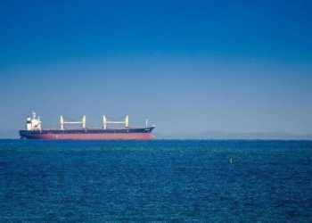 بريطانيا: مجهولون يسيطرون على سفينة قبالة سواحل الصومال