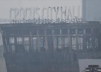 روسيا.. تكريم فتى مسلم أنقذ 100 شخص أثناء هجوم موسكو