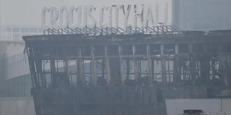 روسيا.. تكريم فتى مسلم أنقذ 100 شخص أثناء هجوم موسكو