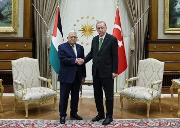 الرئيس أردوغان يلتقي نظيره الفلسطيني في أنقرة