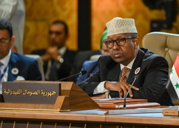 وزير الخارجية الصومالي يغادر إلى بكين للمشاركة في منتدى التعاون العربي الصيني