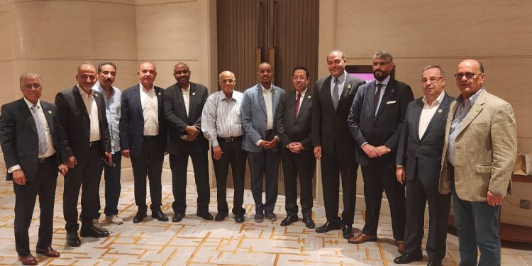 السفراء والمندوبون الدائمون لدى جامعة الدول العربية ينظمون احتفالاً للسفير الصومالي بمناسبة انتهاء فترة عمله