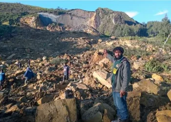100 قتيل بانهيار أرضي في بابوا غينيا الجديدة