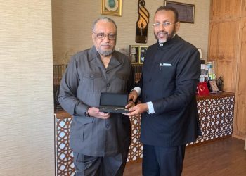 رئيس مركز القرن الإفريقي للدراسات الوسطية يزور مقر مركز الفكر الإسلامي المعاصر في اسطنبول