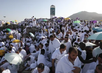 السعودية.. ضيوف الرحمن في صعيد عرفات لأداء ركن الحج الأعظم