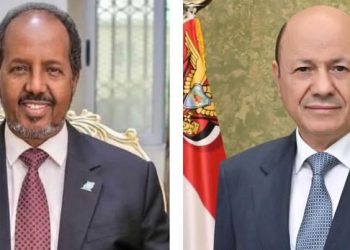 رئيس مجلس القيادة الرئاسي اليمني  يهنئ بذكرى استقلال الصومال