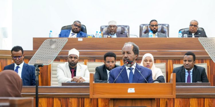 رئيس الصومال  : لا حوار بيننا وبين حركة الشباب