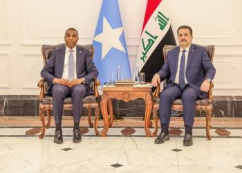 رئيس الوزراء الصومالي يلتقي نظيره العراقي في بغداد لبحث تعزيز التعاون بين البلدين