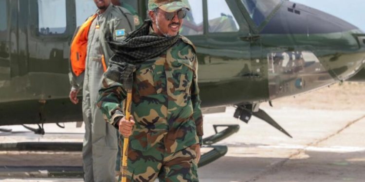 الرئيس حسن شيخ  يصل محافظة شبيلى الوسطى لتعزيز العمليات العسكرية ضد الشباب