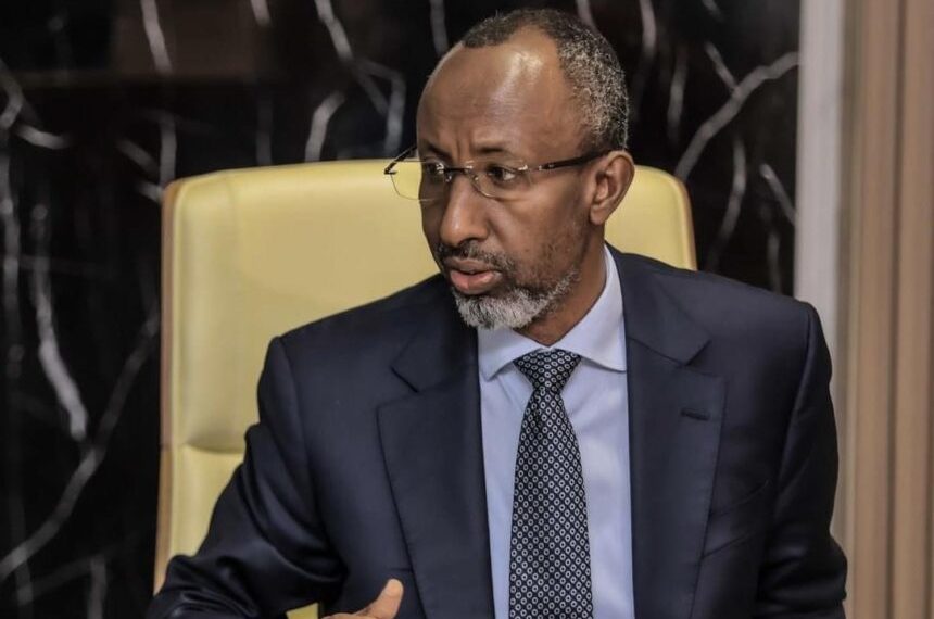 وزير التعليم الصومالي يجتمع مع قيادات اتحاد مدارس محافظة بنادر