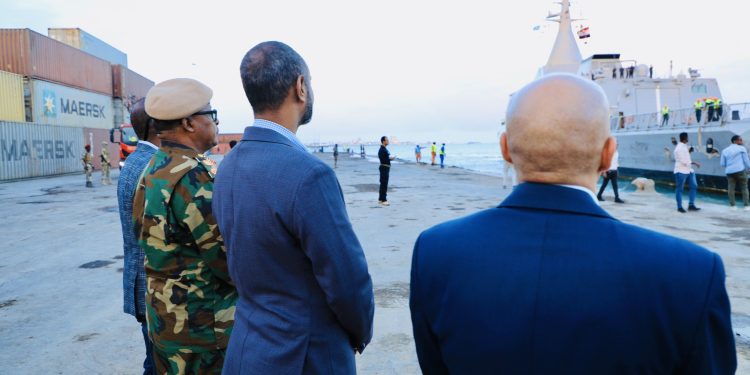 مساعدات عسكرية مصرية جديدة.. الصومال تحذّر إثيوبيا ثانية