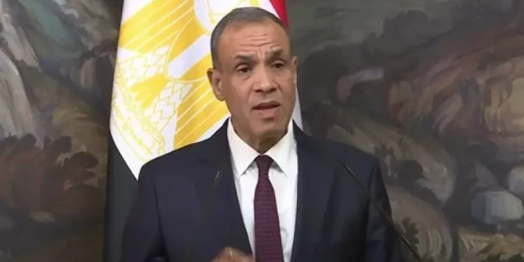 وزير الخارجية المصري: نرفض أي سياسات أحادية للمساس بوحدة أراضي الصومال