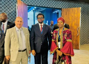 وزير الاتصالات يشارك في أعمال القمة الرقمية الأفريقية