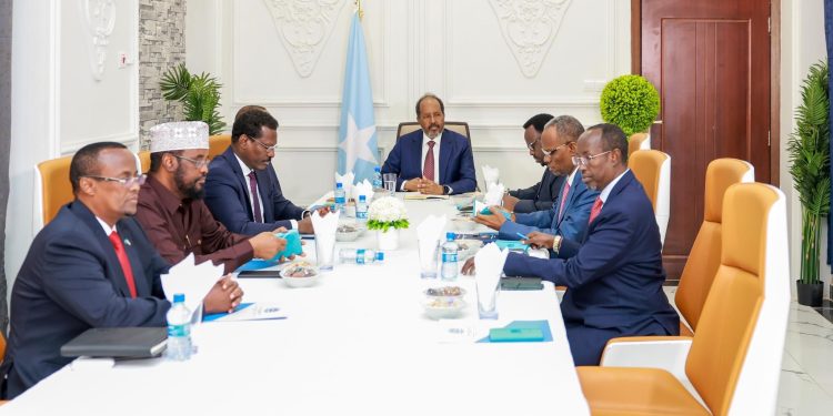 مشاورات الانتخابات الصومالية تصل الى طريق مسدود والمعارضة تحذر من تمديد غير قانوني للمؤسسات الدستورية