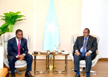 سفيرا الصومال وكوت ديفوار يبحثان سبل تعزيز التعاون بين دول الاتحاد الأفريقي