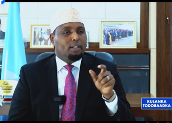 وزير التخطيط الصومالي :الحكومة نجحت في الحد من الفقر وزيادة الإقتصاد