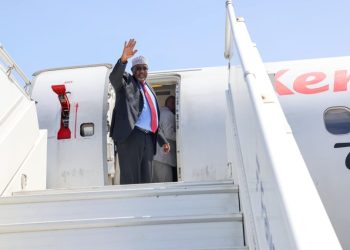 رئيس مجلس الشعب يتوجه إلى الإمارات في زيارة رسمية له