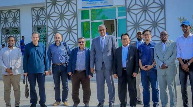 مستشفيات جامعة عين شمس تفتتح وحدة العناية المركزة بجامعة شرق إفريقيا بالصومال