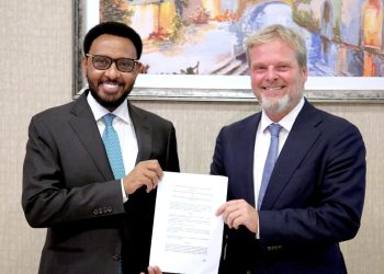 الدنمارك تعفي الصومال من ديون بقيمة 17 مليون دولار: دعم تاريخي للتنمية الاقتصادية