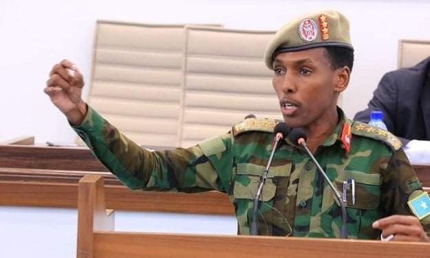 مجلس الوزراء يوافق على إعادة تعيين أدوا يوسف راغي قائدا  للجيش الوطني