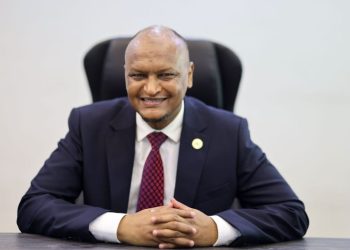 اللجنة البرلمانية المؤقتة لإعداد قانون الانتخابات تختار رئيسا لها